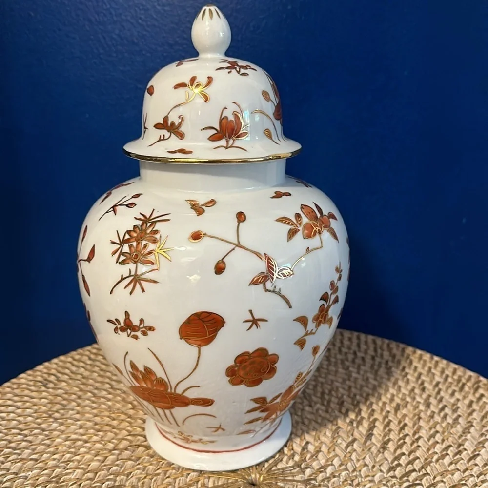 VINTAGE JAPANESE PORCELAIN WARE ACF FLORAL GINGER JAR HAND DECORATED HONG KONG